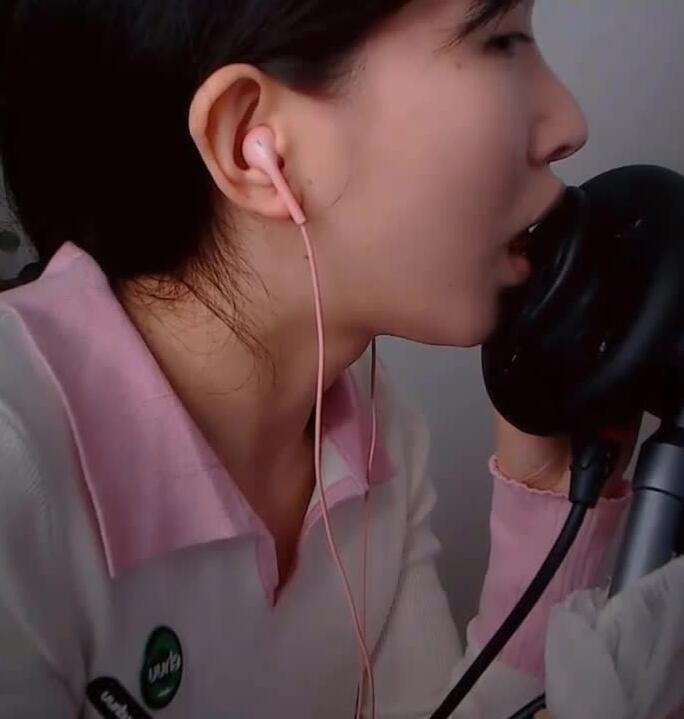 芝麻对辣ASMR左右环绕着舔耳 舔到脑子上