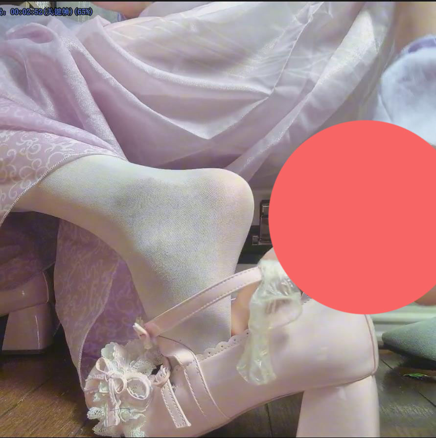 【新-足控】璃婉-厚丝袜汉服lo鞋厚白丝假鸡鸡模拟鞋交【1V】【384MBpikpak云盘】